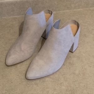 Gray Express Pointed Toe Open Back Heel